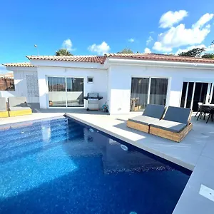 Villa Luxury Callao With Private Heated Pool By Vallecid, Callao Salvaje